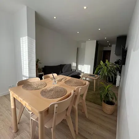 Apartment Cap